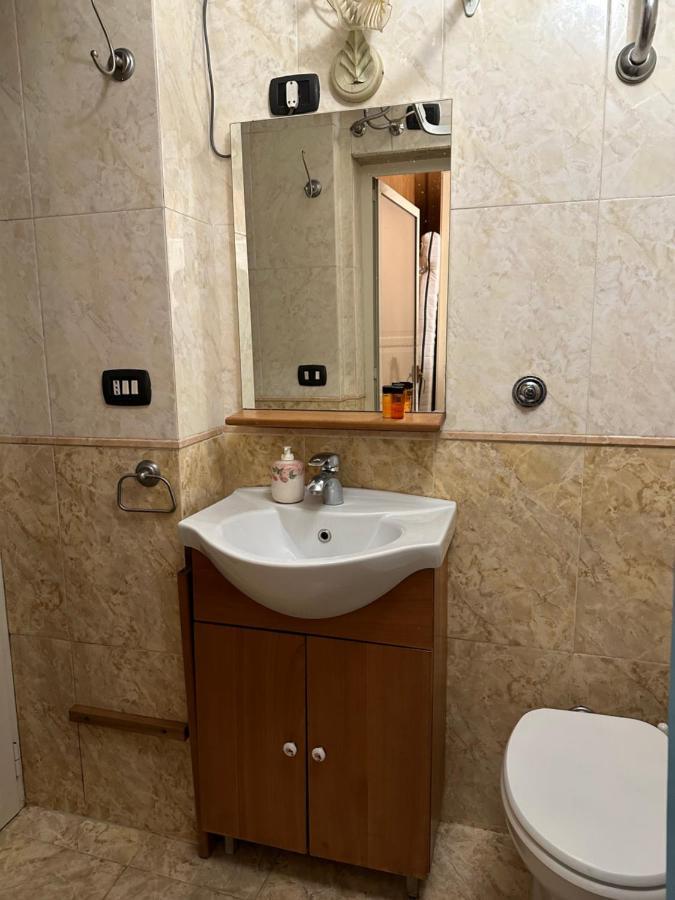 דירות Tiny House - Spaccanapoli מראה חיצוני תמונה